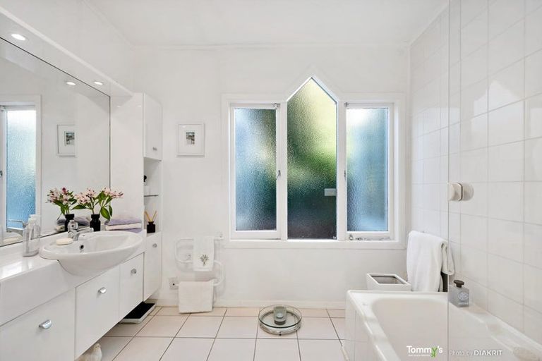 Photo of property in 134 Donald Street, Karori, Wellington, 6012