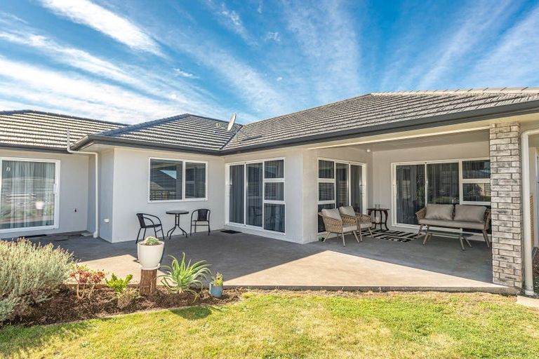Photo of property in 34 Tirimoana Place, Otamatea, Whanganui, 4501