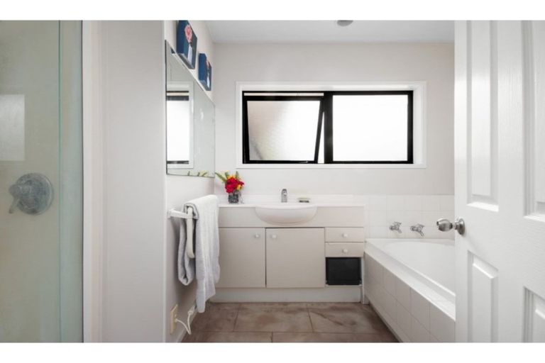 Photo of property in 163 Colombo Road, Waiuku, 2123