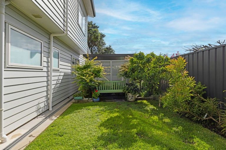 Photo of property in 35 Waione Avenue, Athenree, Waihi Beach, 3177
