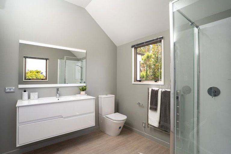 Photo of property in 2/37 Poynder Avenue, Merivale, Christchurch, 8014