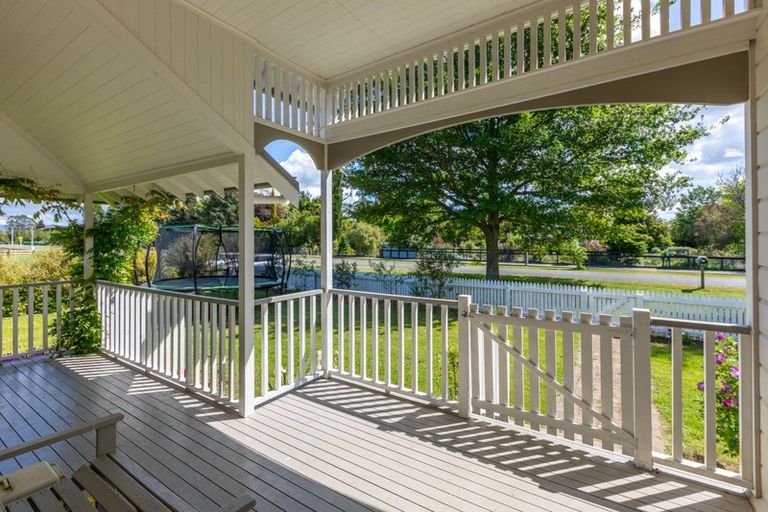 Photo of property in 13 Owen Street, Tikokino, Waipawa, 4273