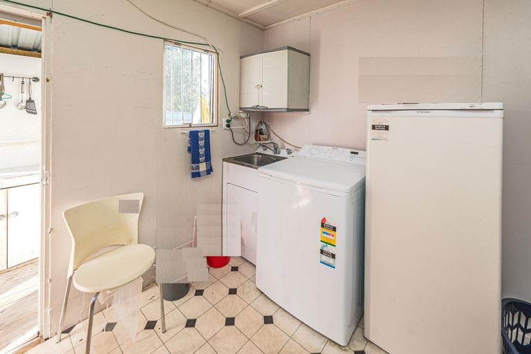 Photo of property in 18a Swiss Avenue, Gonville, Whanganui, 4501