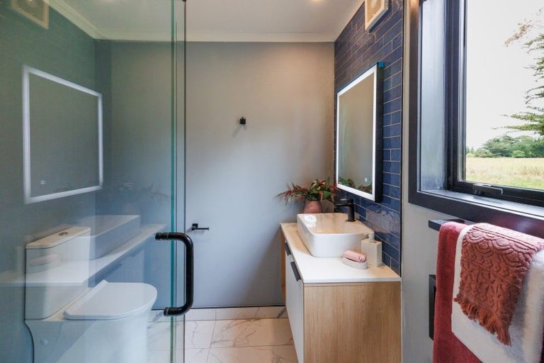 Photo of property in 2 Ashgrove Lane, Ashhurst, 4470