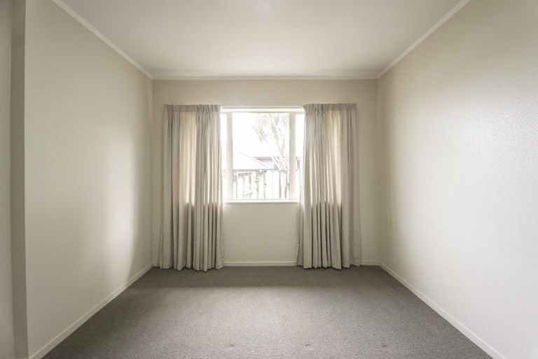 Photo of property in 9 Burleigh Place, Rototuna, Hamilton, 3210
