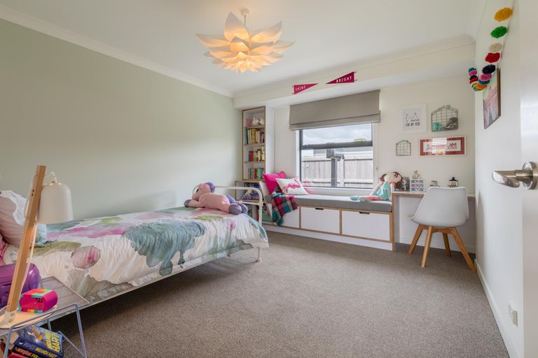 Photo of property in 17 Orchard Terrace, Riverhead, 0820