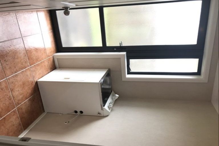 Photo of property in 96 Redcastle Drive, East Tamaki, Auckland, 2013