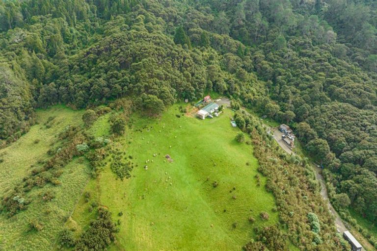 Photo of property in 22-30 Kay Road, Swanson, Auckland, 0614