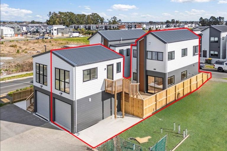 Photo of property in 16 Whare Kauri Road, Papakura, 2110