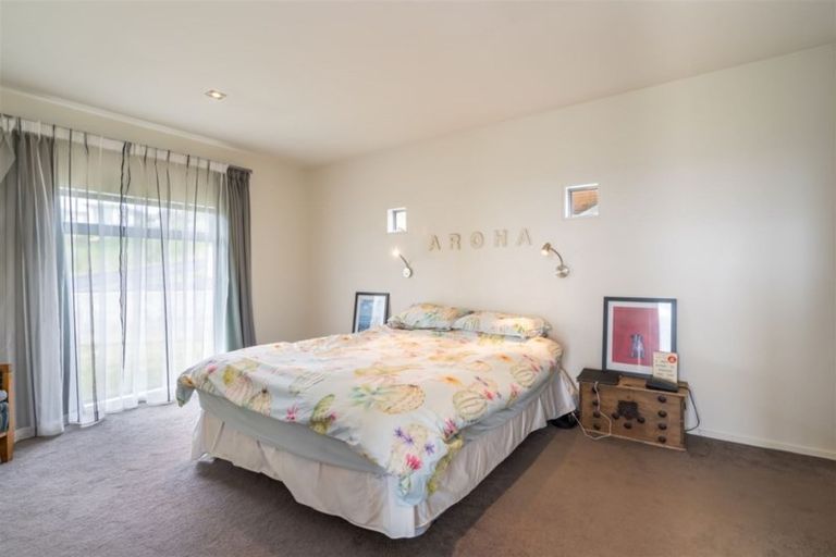 Photo of property in 17 Fairmile Drive, Kinmont Park, Mosgiel, 9024