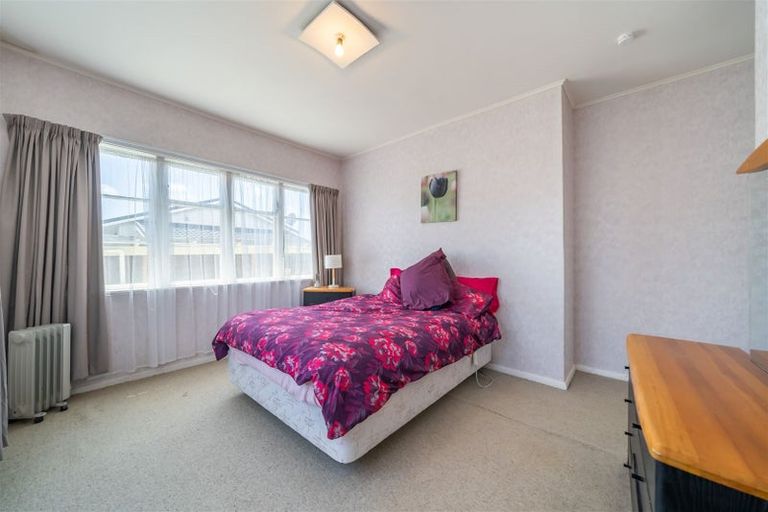 Photo of property in 3 Bush Street, Naenae, Lower Hutt, 5011