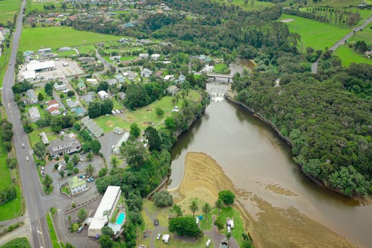 Photo of property in 21 Wilson Road, Haruru, 0204