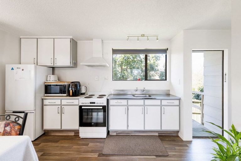 Photo of property in 92a Moore Street, Leamington, Cambridge, 3432