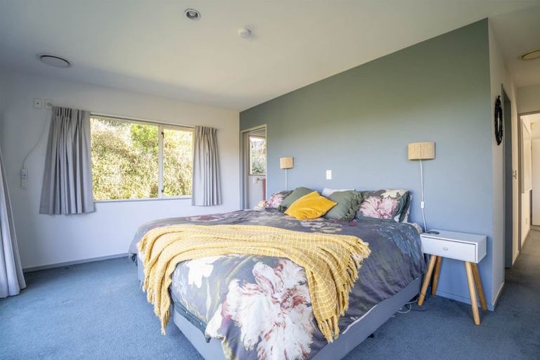 Photo of property in 7 Padstow Place, Camborne, Porirua, 5026