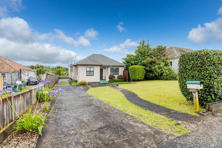 Photo of property in 90 Forest Lake Road, Forest Lake, Hamilton, 3200