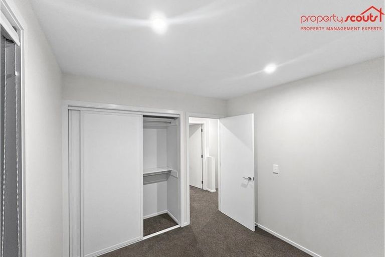 Photo of property in 10/16 Sladden Street, Naenae, Lower Hutt, 5011