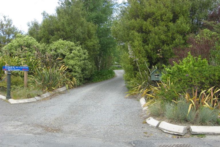 Photo of property in 12 Cedar Place, Amberley, 7410