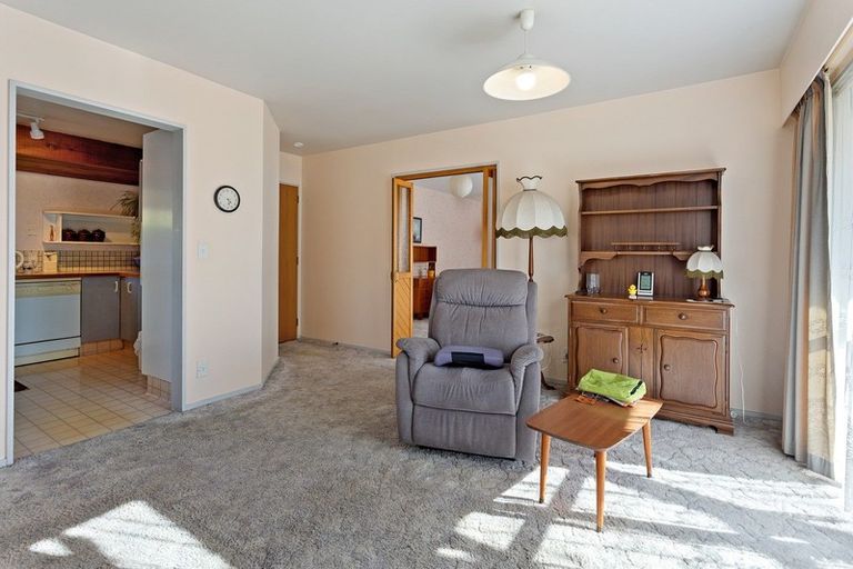 Photo of property in 10 Pasadena Place, Harewood, Christchurch, 8051