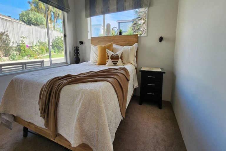 Photo of property in 17 Motukari Place, Onaero, Waitara, 4383
