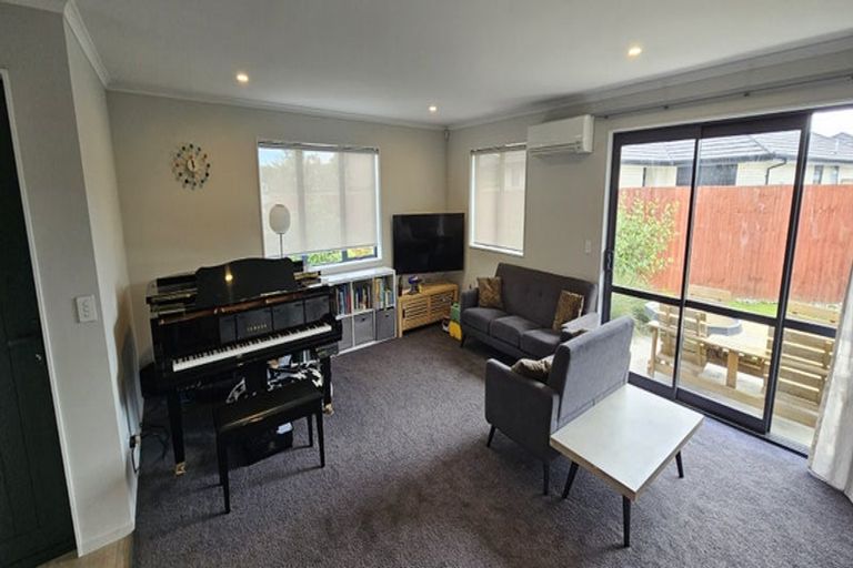 Photo of property in 24 Luxembourg Crescent, Halswell, Christchurch, 8025