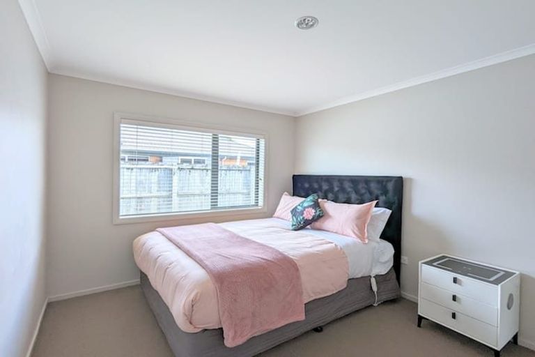 Photo of property in 51 Hamon Place, Pukehangi, Rotorua, 3015