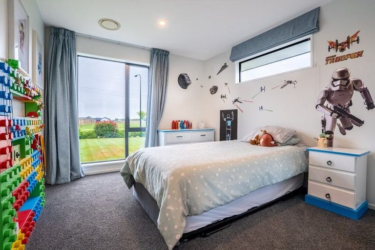 Photo of property in 130 Silver Peaks Drive, West Melton, 7618