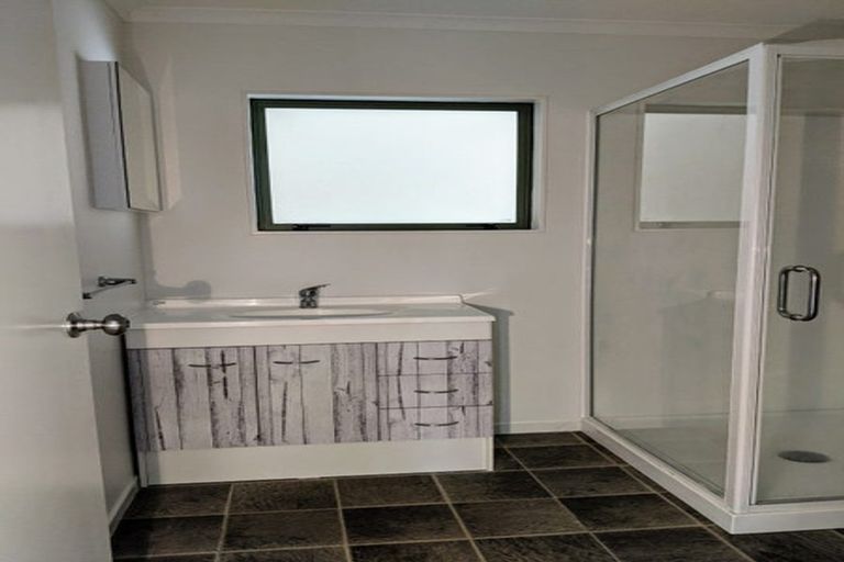 Photo of property in 106a Kingswood Road, Brookfield, Tauranga, 3110