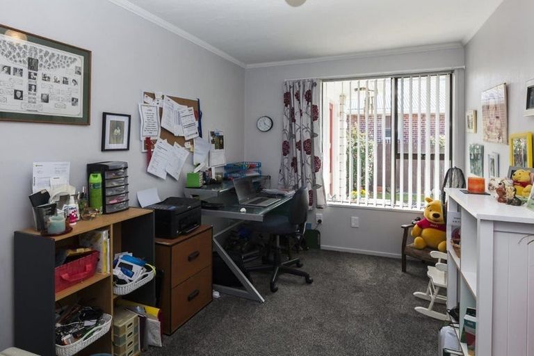 Photo of property in 1/106 Burwood Road, Burwood, Christchurch, 8083