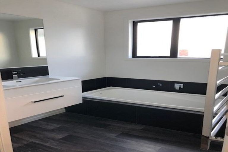 Photo of property in 13 Helicon Street, Pegasus, 7612