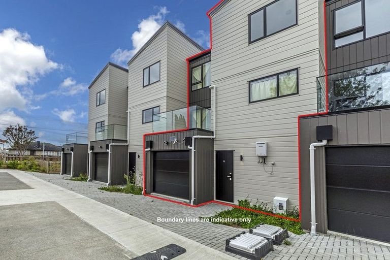 Photo of property in 126 Kervil Avenue, Te Atatu Peninsula, Auckland, 0610