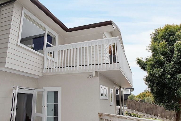 Photo of property in 58 Fowler Street, Northcote, Auckland, 0627