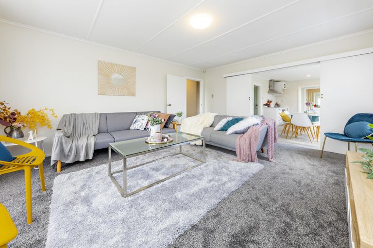 Photo of property in 23 Cooper Crescent, Otara, Auckland, 2023