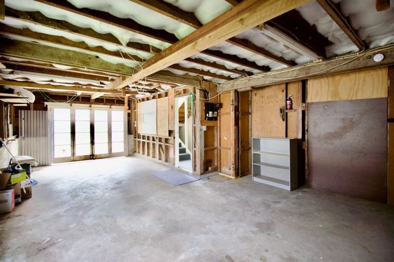 Photo of property in 1/30 Gordon Avenue, Milford, Auckland, 0620