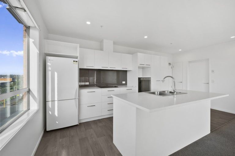 Photo of property in 201/160a Hobsonville Point Road, Hobsonville, Auckland, 0616