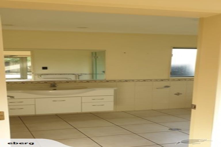 Photo of property in 43a Saint Andrews Terrace, St Andrews, Hamilton, 3200