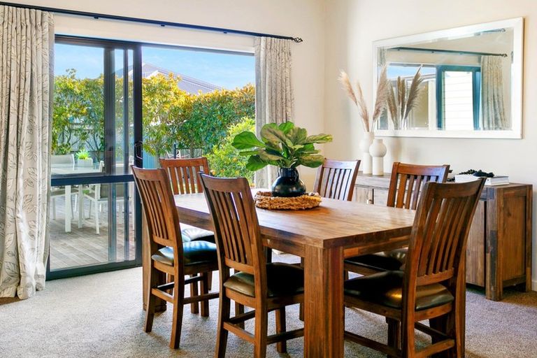 Photo of property in 8 Chateau Crescent, Rangatira Park, Taupo, 3330