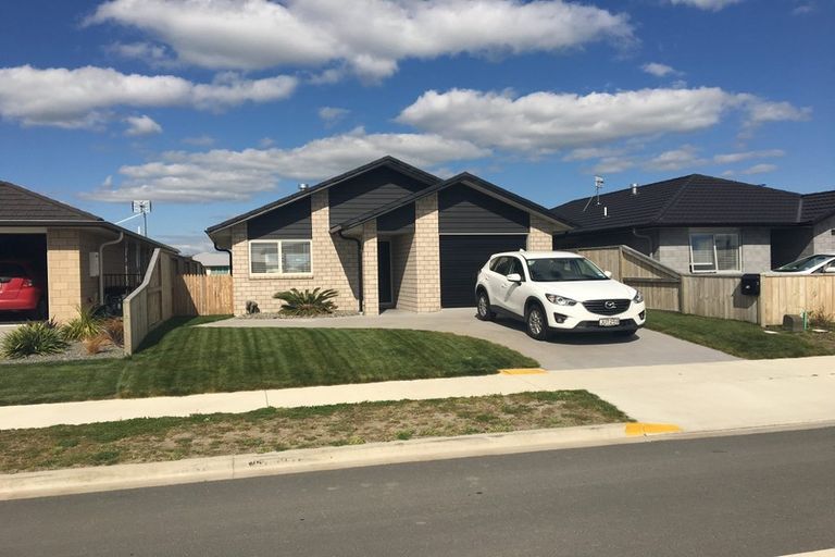 Photo of property in 6 Manuka Street, Papamoa Beach, Papamoa, 3118