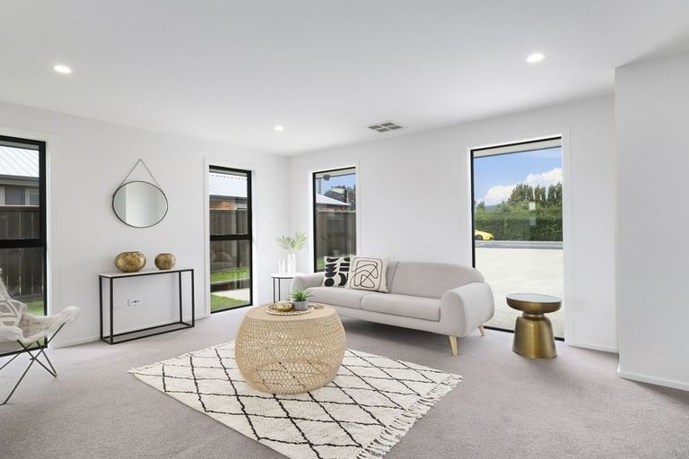 Photo of property in 145 Wingatui Road, Mosgiel, 9024