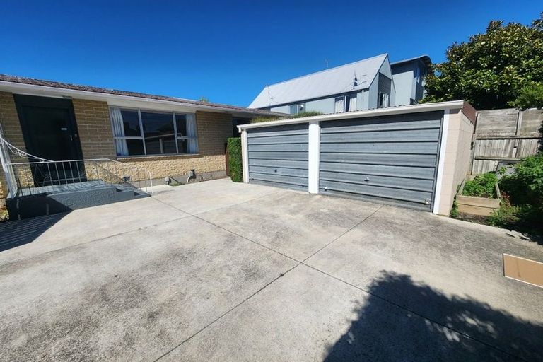 Photo of property in 2/12 Warwick Street, Richmond, Christchurch, 8013