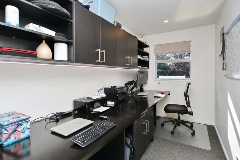 Photo of property in 1 Rue De La Mare, Parklands, Christchurch, 8083