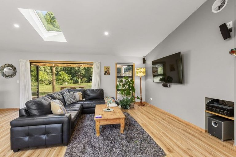 Photo of property in 31 Mangakino Road, Raglan, 3295