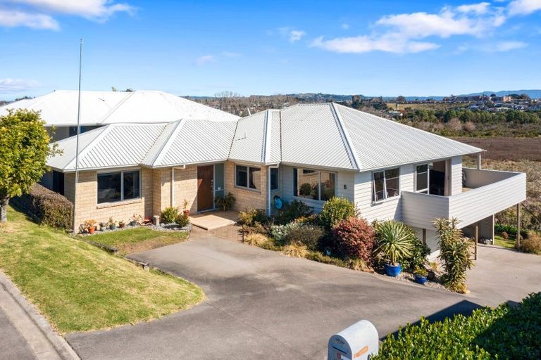 Photo of property in 6 Waka Way, Bellevue, Tauranga, 3110