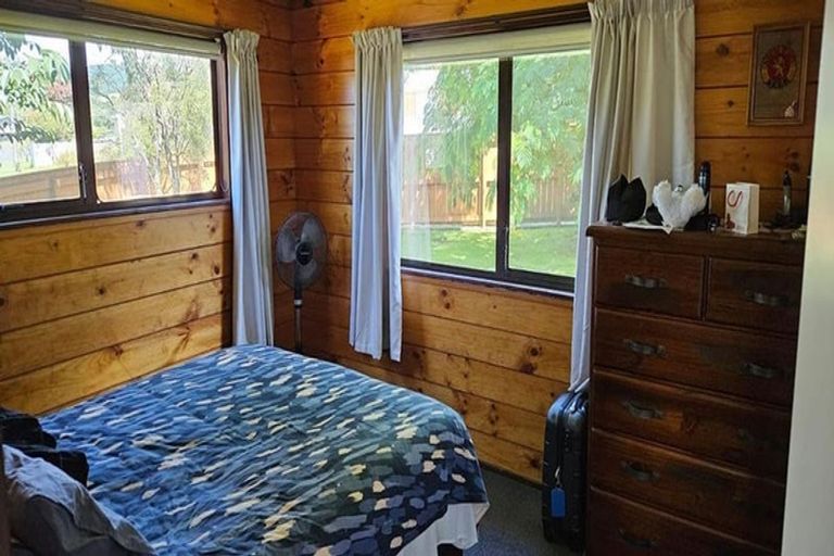 Photo of property in 2 Bay Grove, Pukehangi, Rotorua, 3015