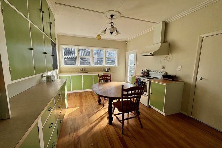 Photo of property in 101a Terrace Road, Parkvale, Hastings, 4122