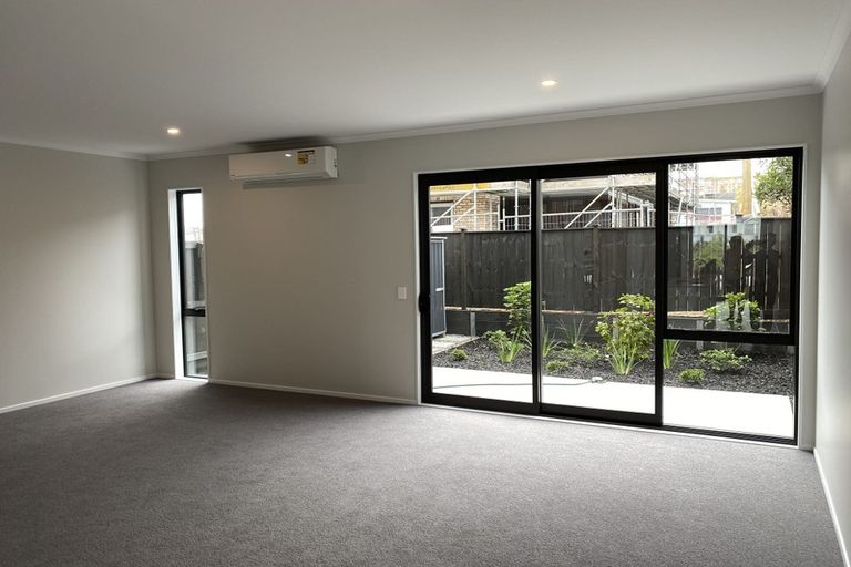 Photo of property in 41 Koura Drive, Red Beach, 0932