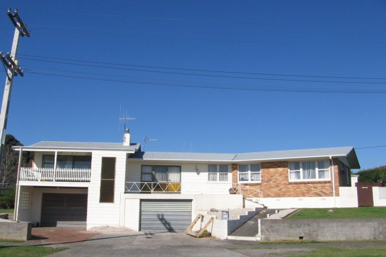 Photo of property in 2 Alverstoke Road, Parkvale, Tauranga, 3112