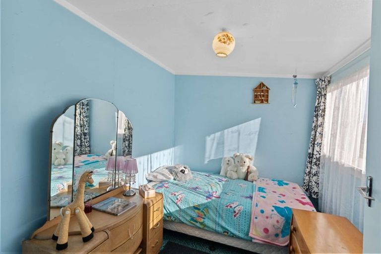 Photo of property in 23 Oxford Street, Waikari, 7420