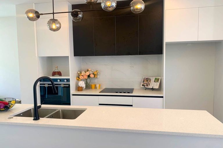 Photo of property in 7 Whawhaki Lane, Kumeu, 0810