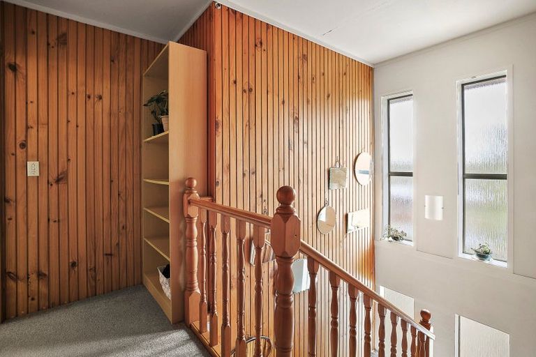 Photo of property in 111 Tuhikaramea Road, Dinsdale, Hamilton, 3204