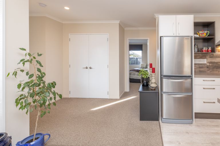 Photo of property in 6 Pemberton Drive, Amberley, 7410